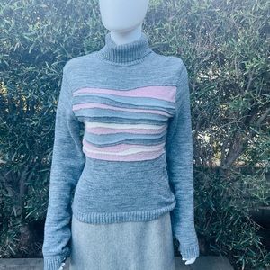 Solyne Turtleneck Grey and Pink Sweater